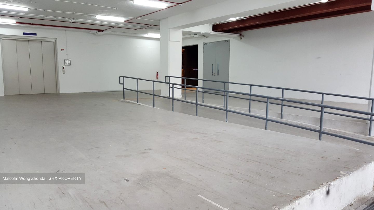 Four Star Building (D12), Factory #558052651